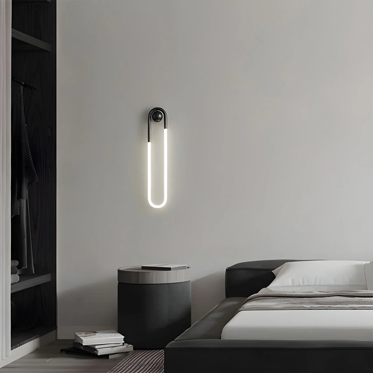 Feyran Oval Brass Wall Sconce for Living Room