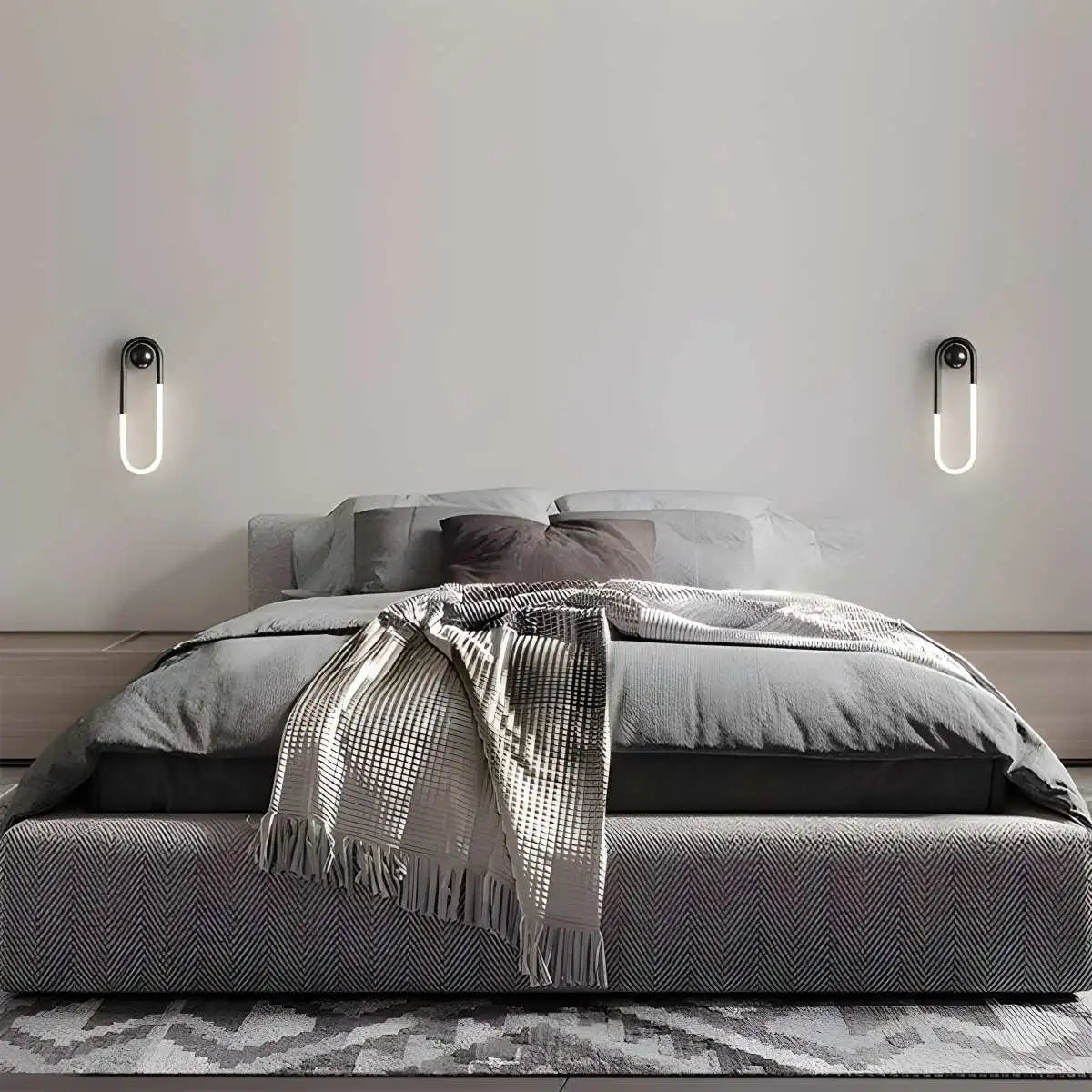 Feyran Oval Brass Wall Sconce for Living Room