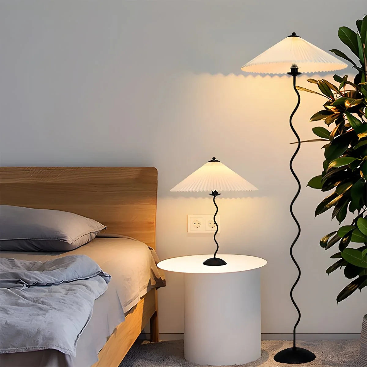 Feyran Pleated Squiggle Floor & Table Lamp