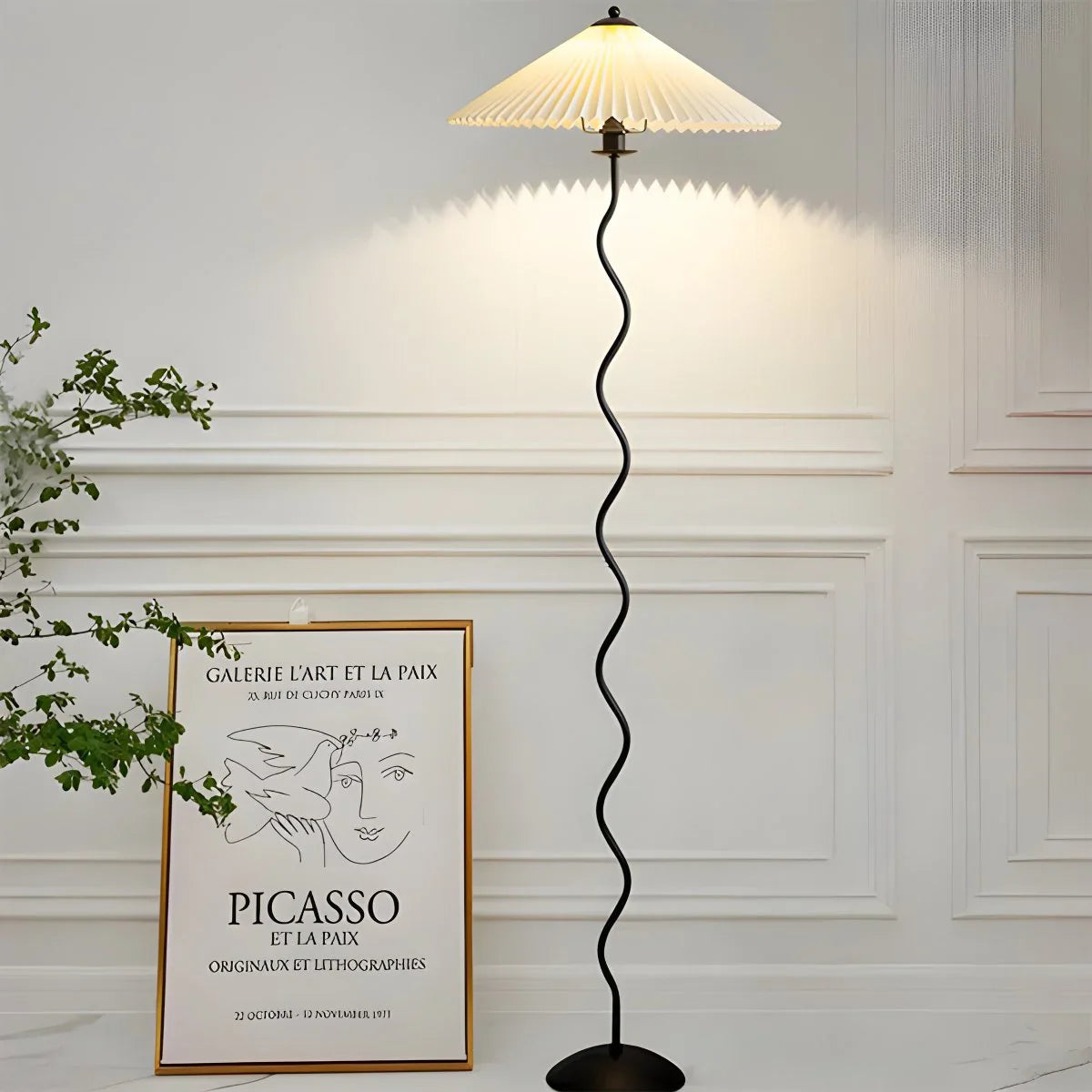 Feyran Pleated Squiggle Floor & Table Lamp