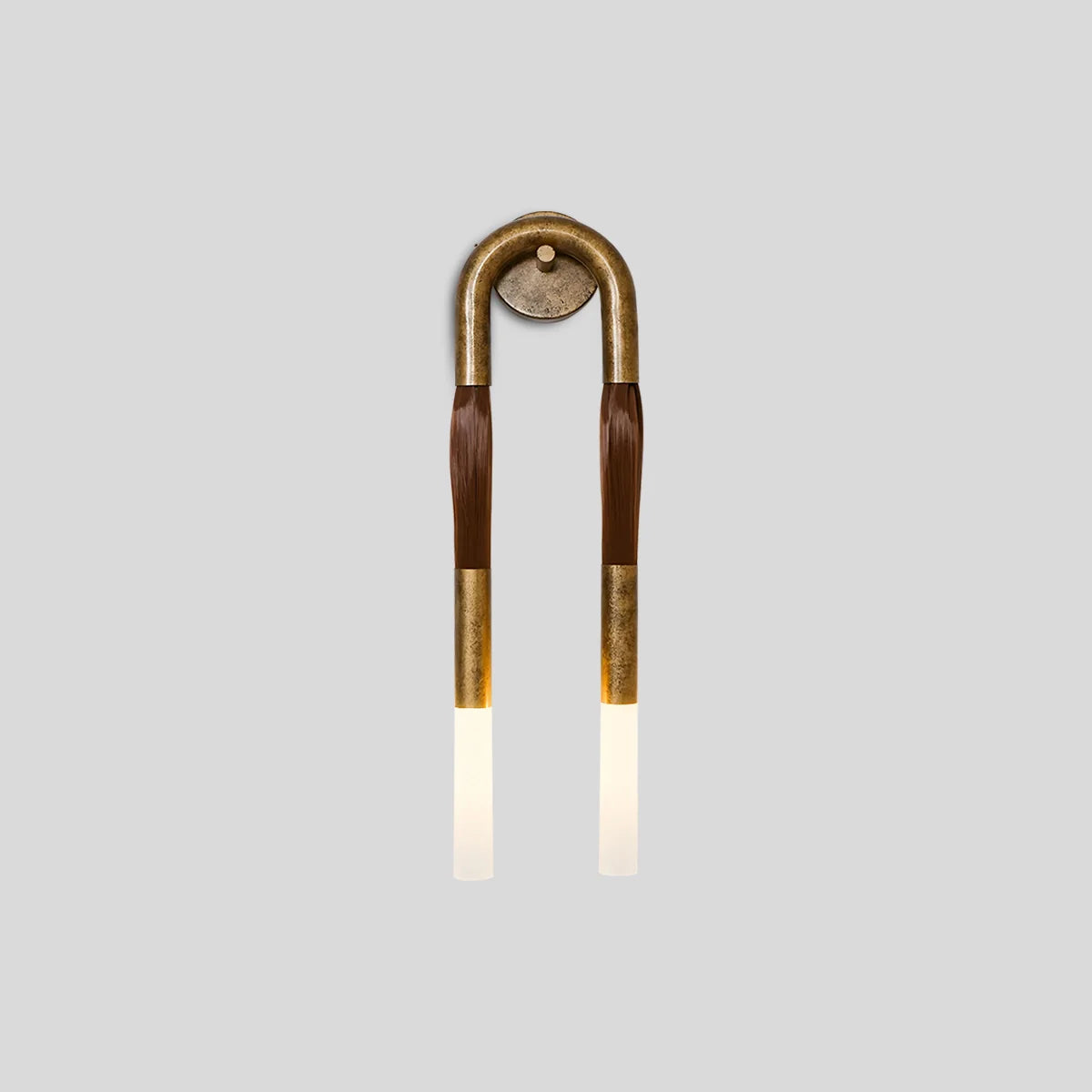 Feyran Horsehair U-Shaped Wall Lamp