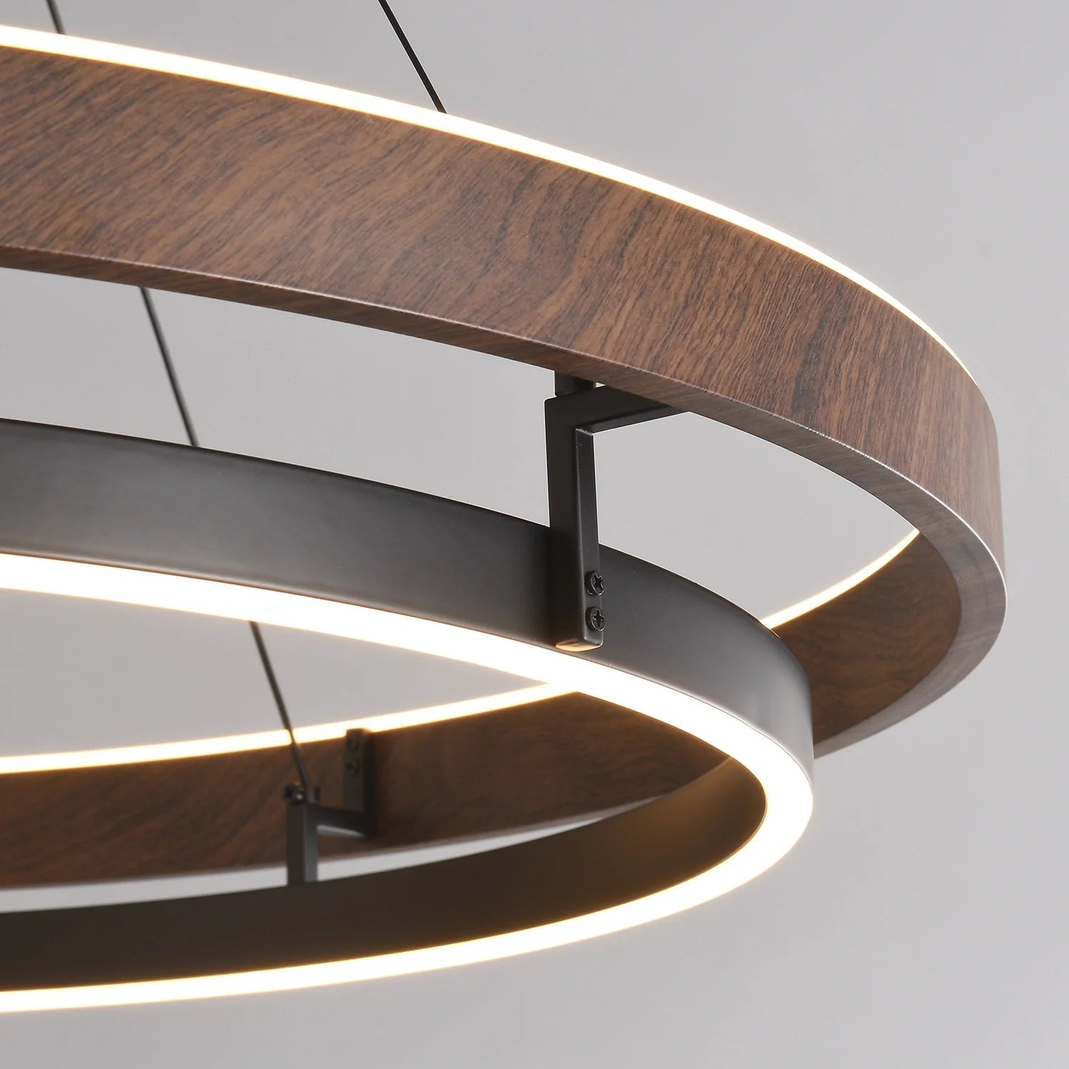 caraluxe-farmhouse-iron-chandelier-ch358-20250805-Feyran-lighting
