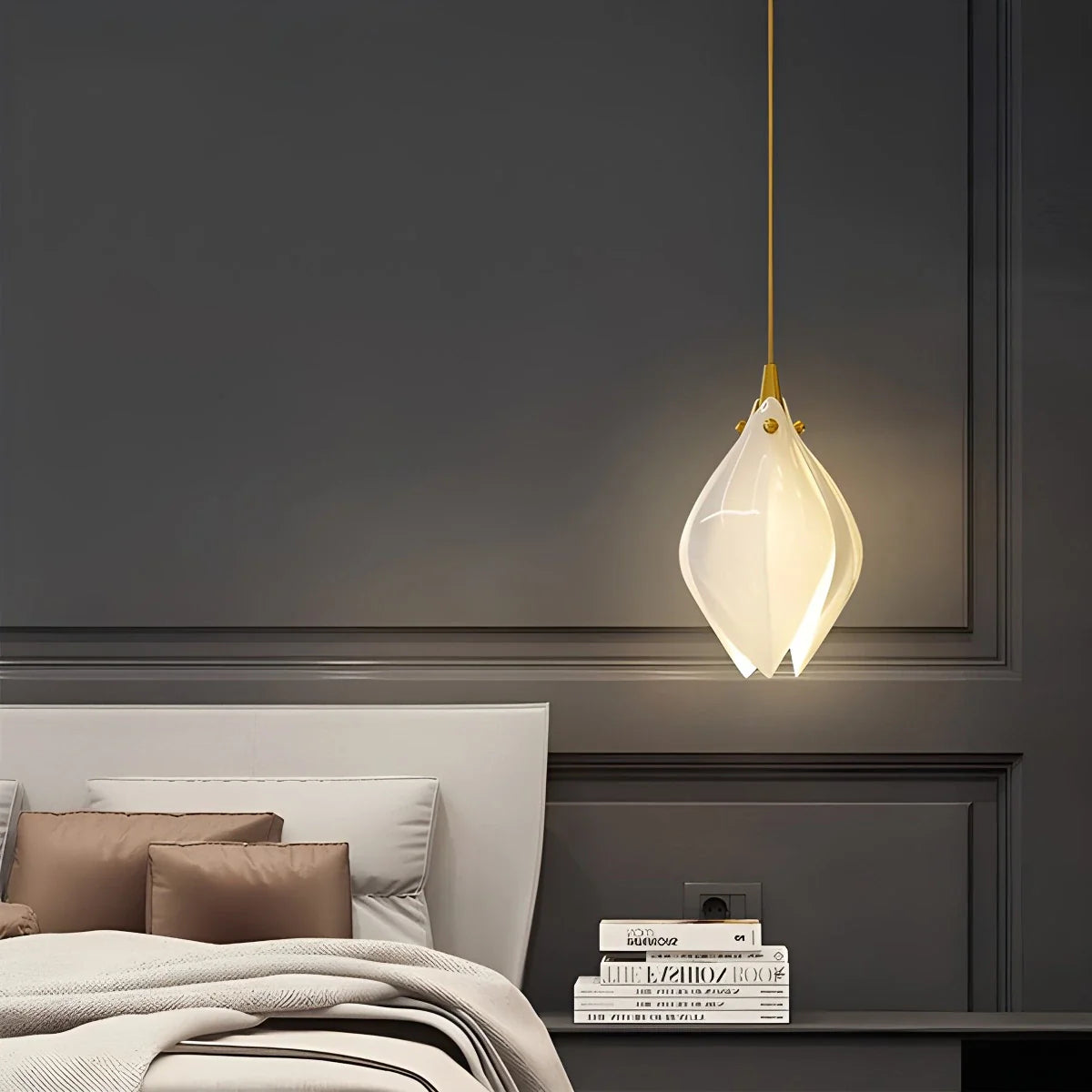 Feyran Ceramic Bud Pendant Light for Modern Interiors