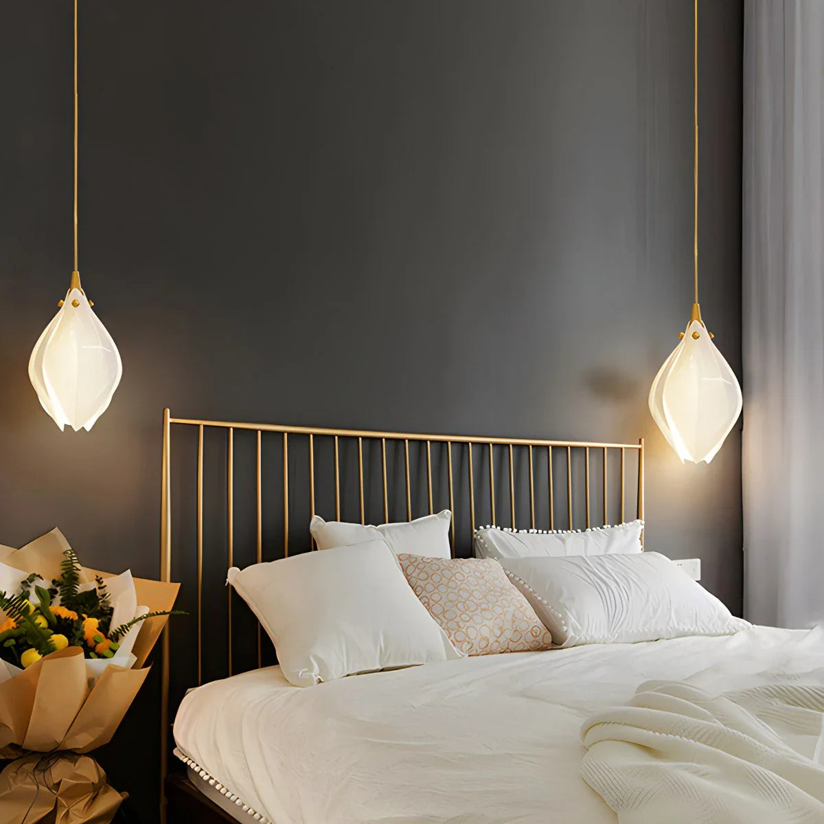 Feyran Ceramic Bud Pendant Light for Modern Interiors