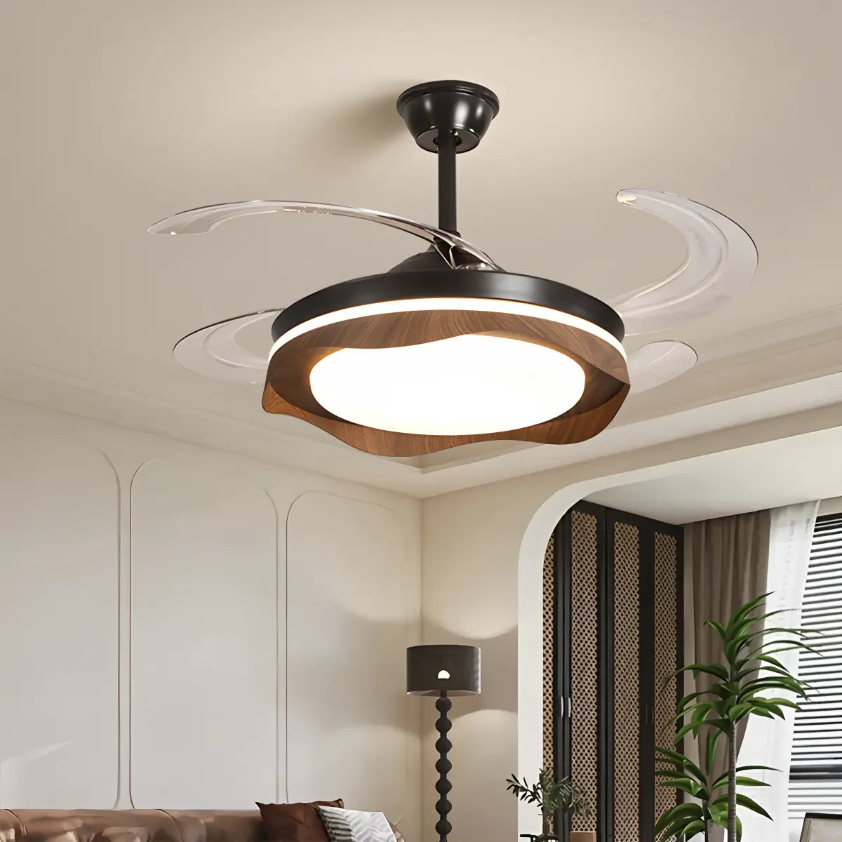 Feyran Retractable Blade Ceiling Fan with Light