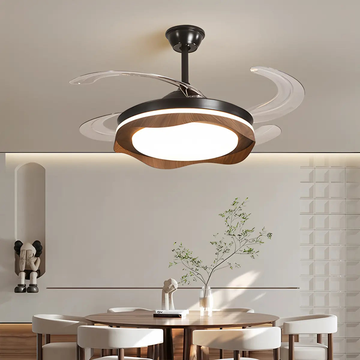 Feyran Retractable Blade Ceiling Fan with Light