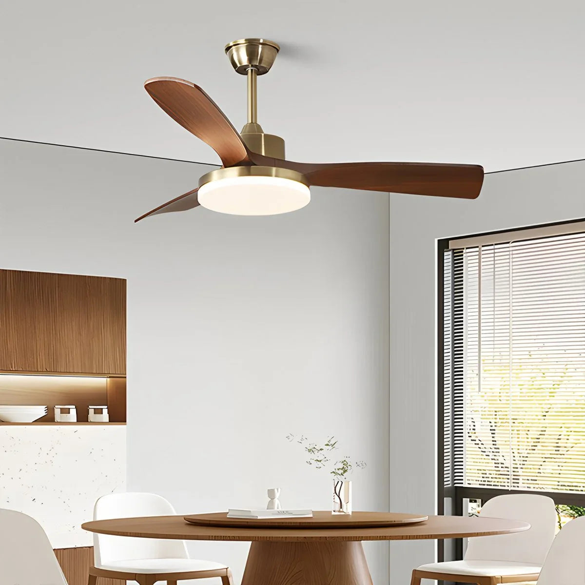 Feyran Modern 5-leaf Remote Control Ceiling Fan Light