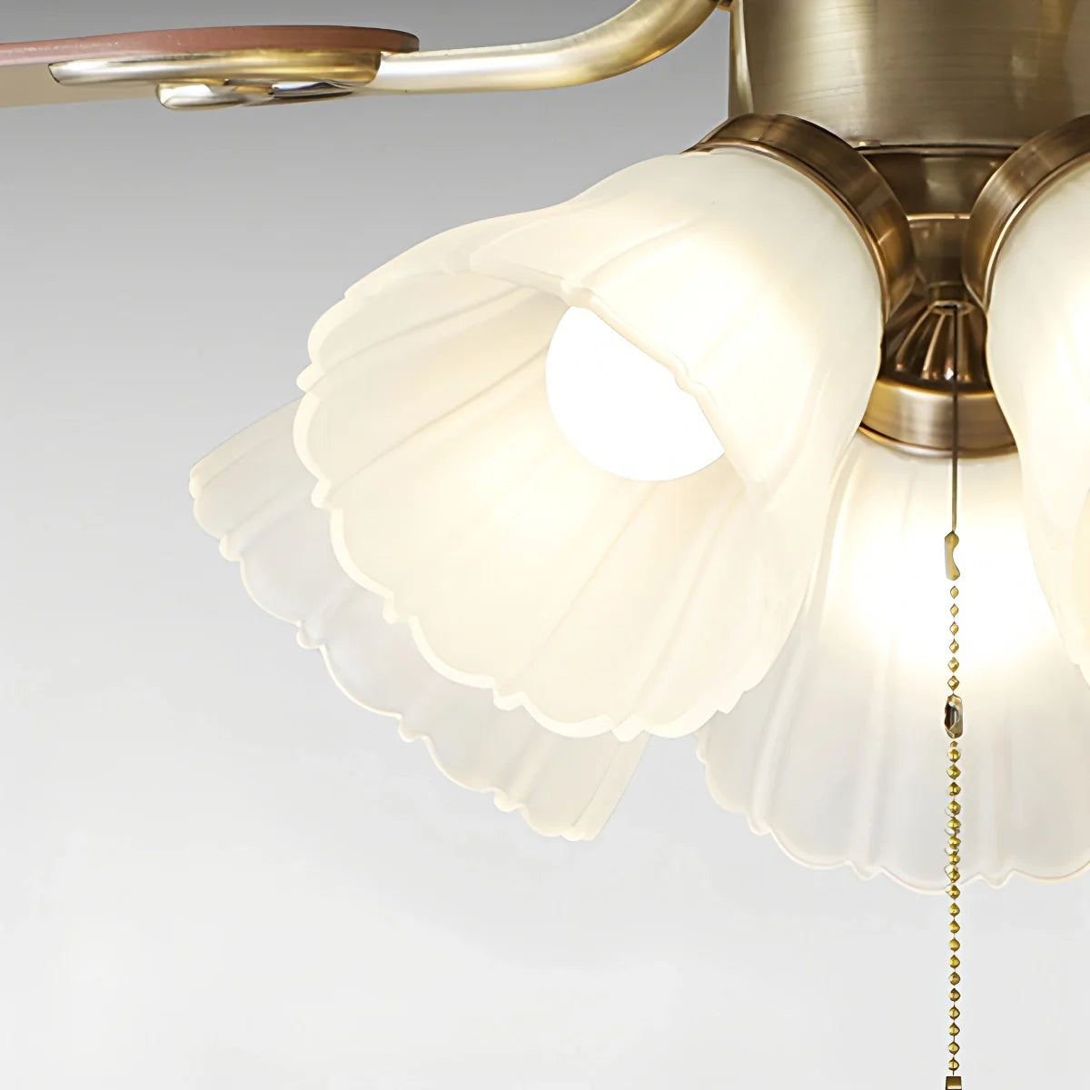 Feyran American Retro Ceiling Fan Light for Dining Room