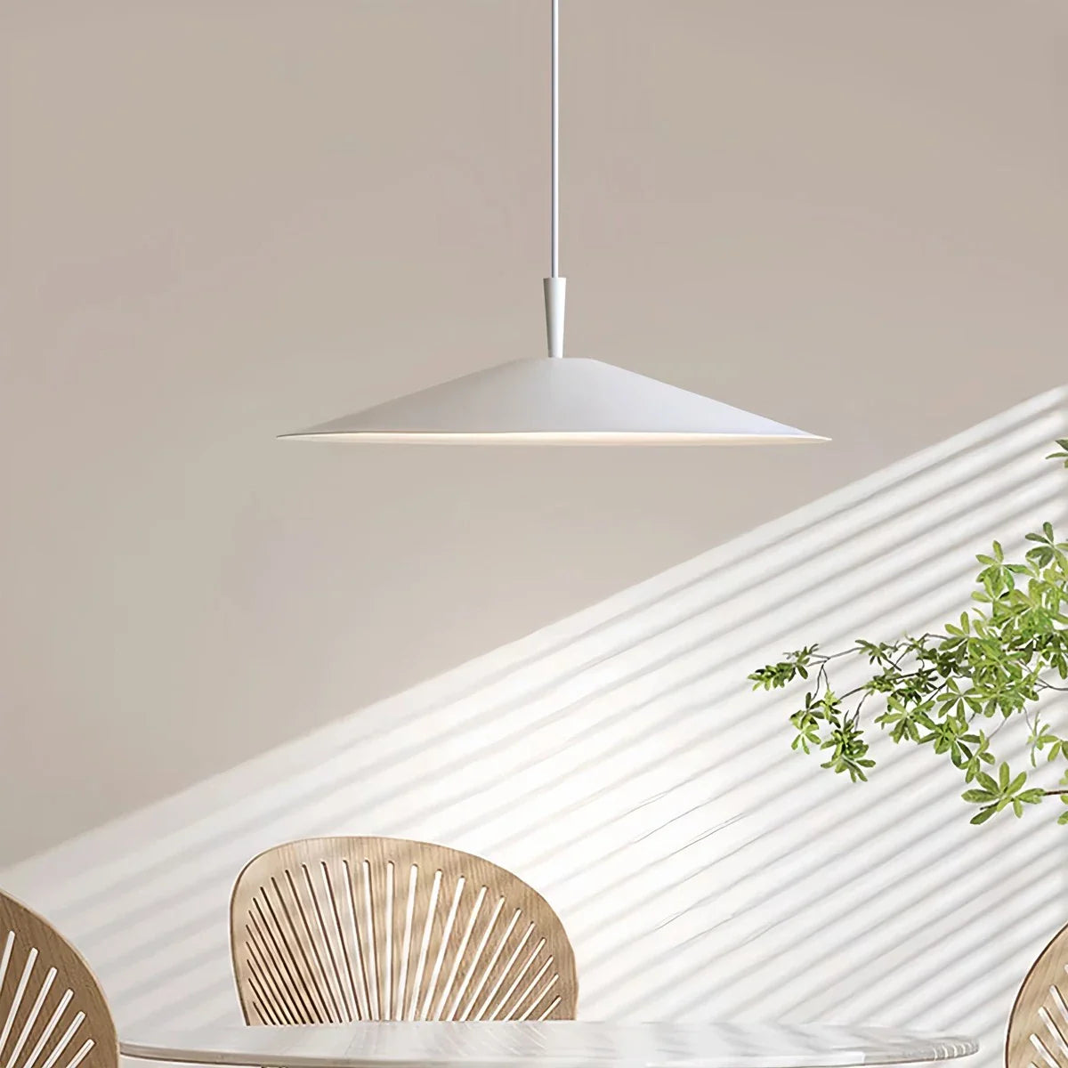 Feyran Minimalist Flying Saucer Pendant Light for Dining Room