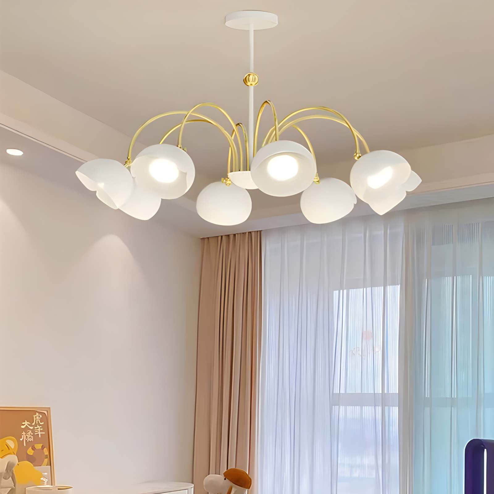 Feyran French Flower Shaped Chandelier