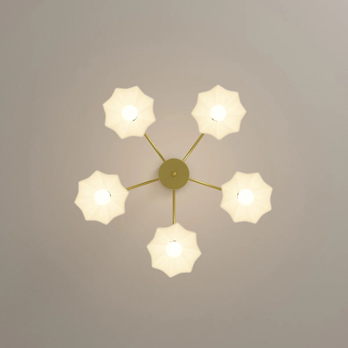 Feyran Nordic Modern Light Luxury Flower Chandelier