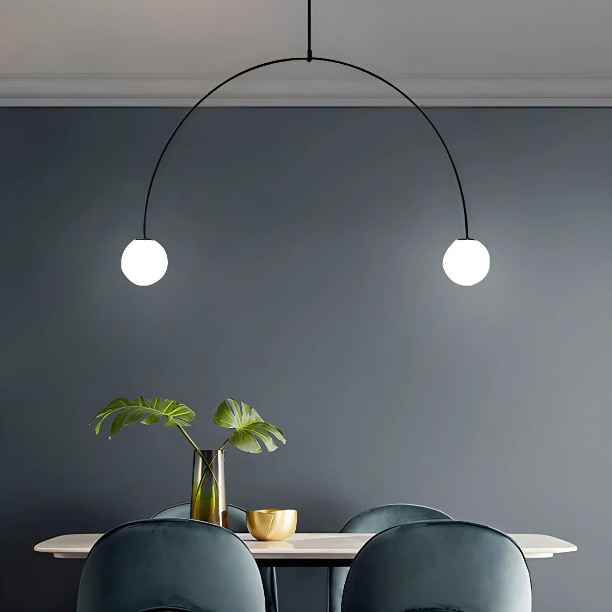 Feyran Minimalist Linear Metal Chandelier