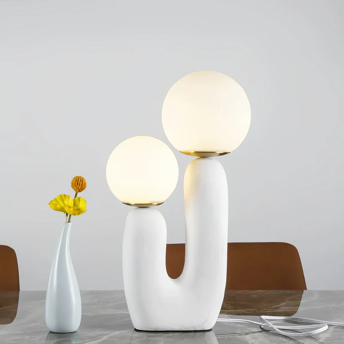 Feyran Oo Rough Resin Table Lamp