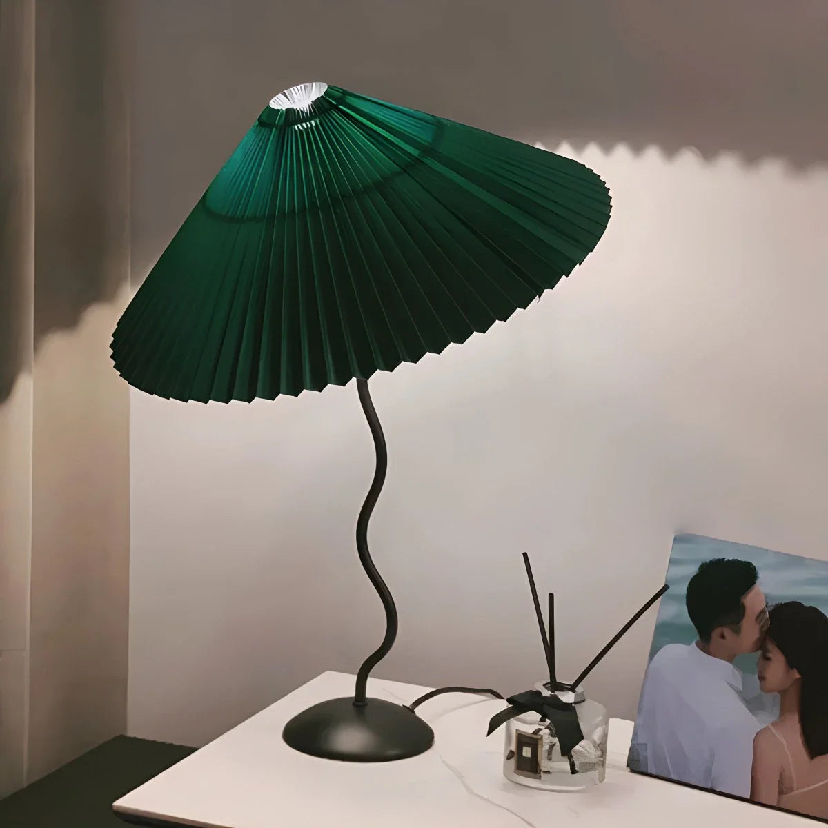 Feyran Pleated Squiggle Floor & Table Lamp