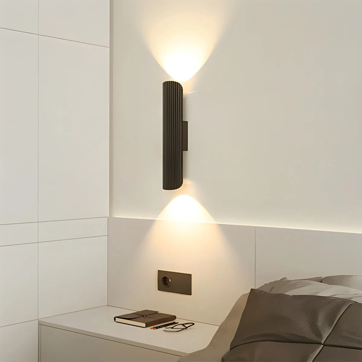 Feyran Roman Column Wall Lamp for Living Room