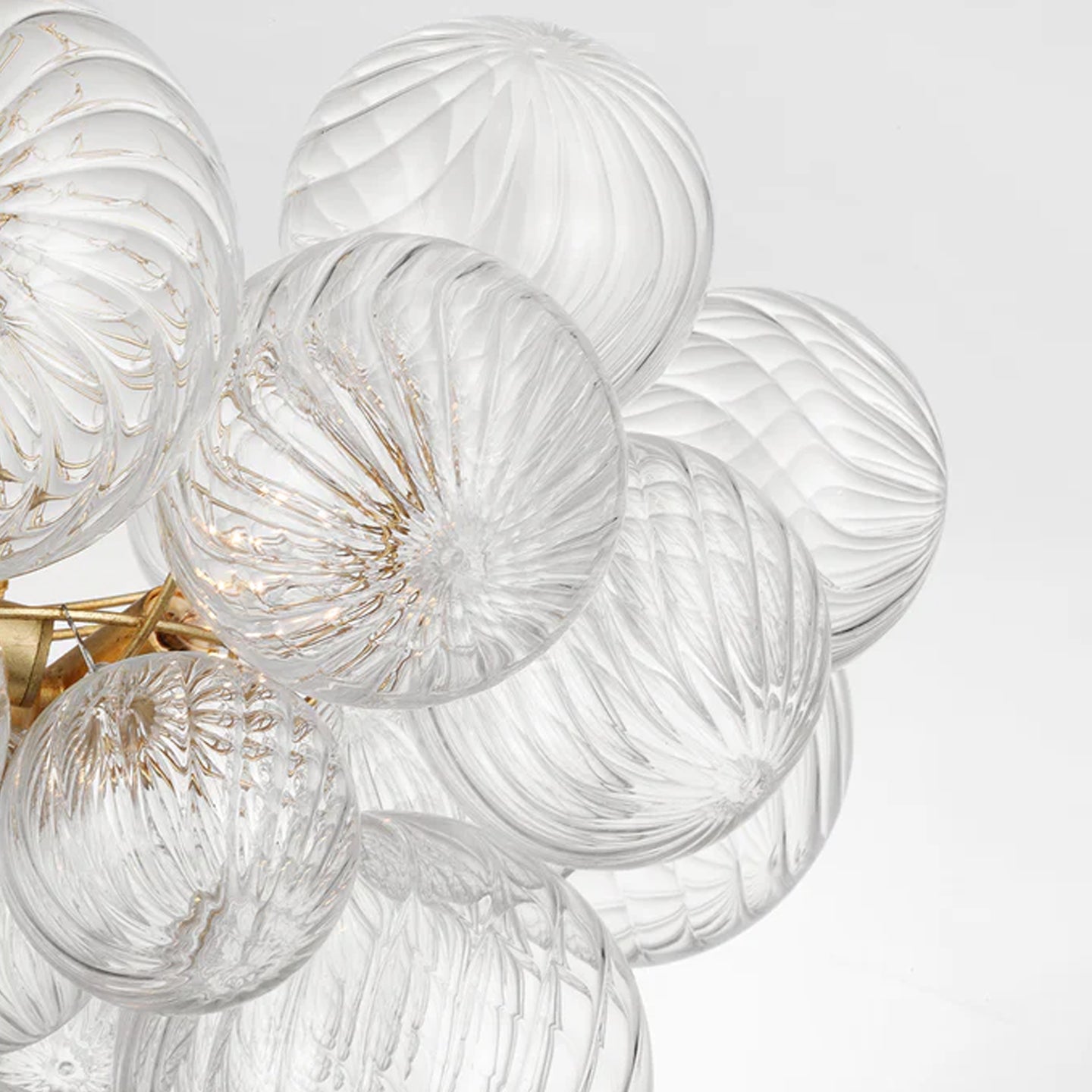 Round Swirled Clear Blown Glass Ribbed Globe - Feyran