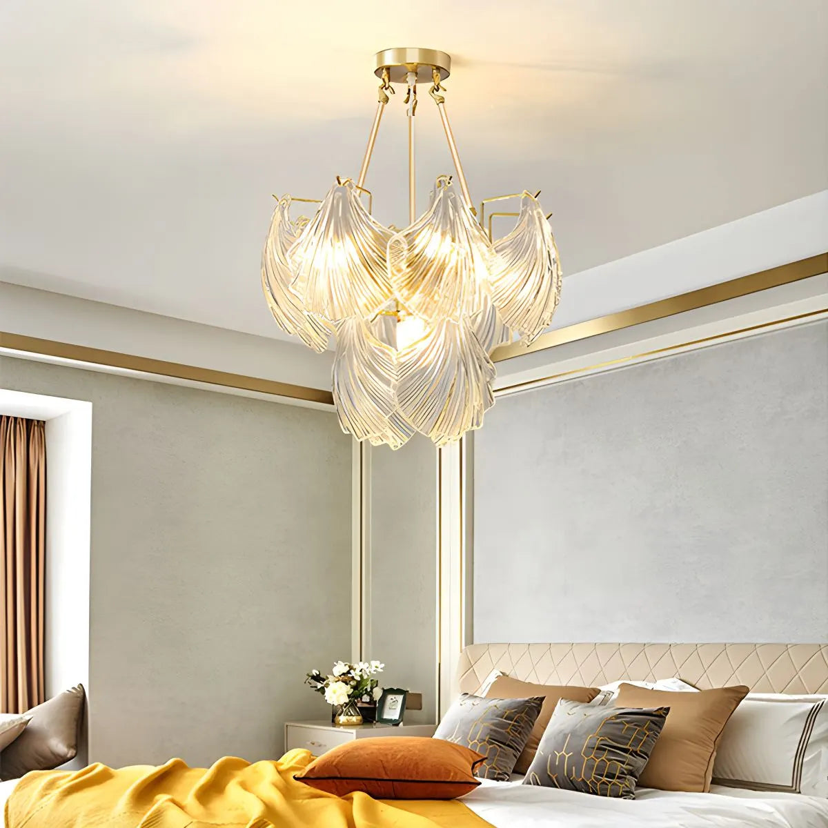 Feyran Vintage Rowan Glass Shell Chandelier