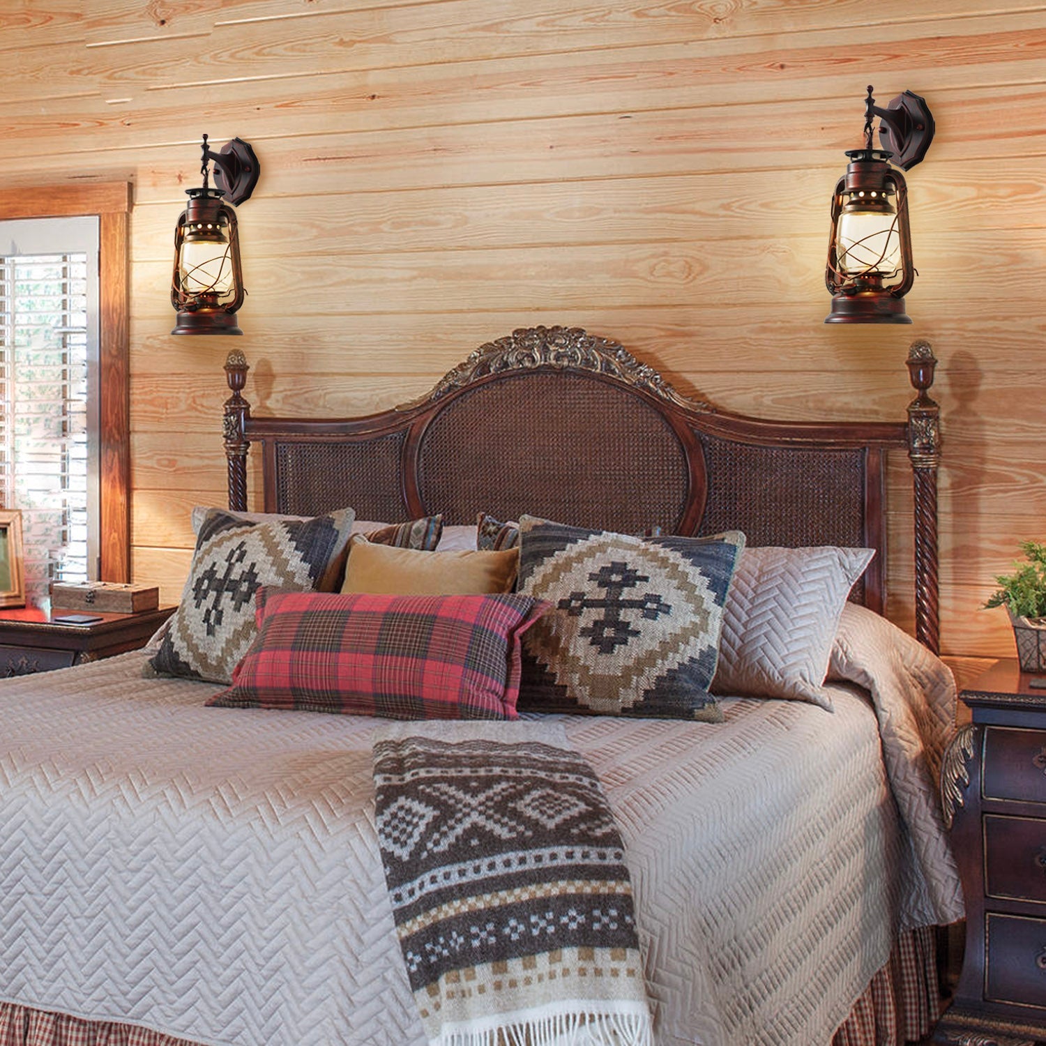 Rustic Lantern Outdoor Wall Sconce | Feyran