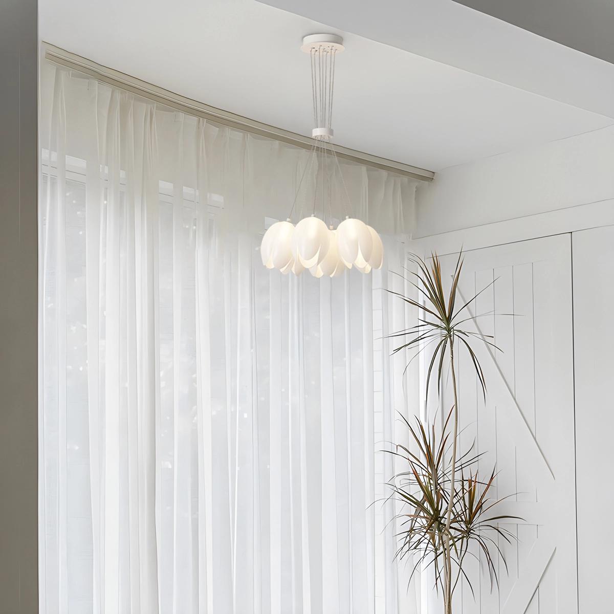 Feyran French Tulip Flower & Ball Chandelier