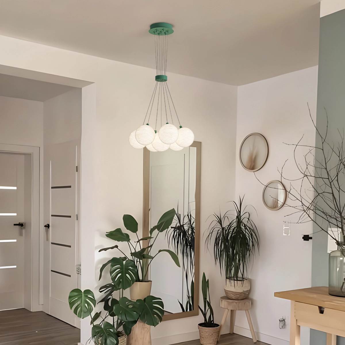 Feyran French Tulip Flower & Ball Chandelier