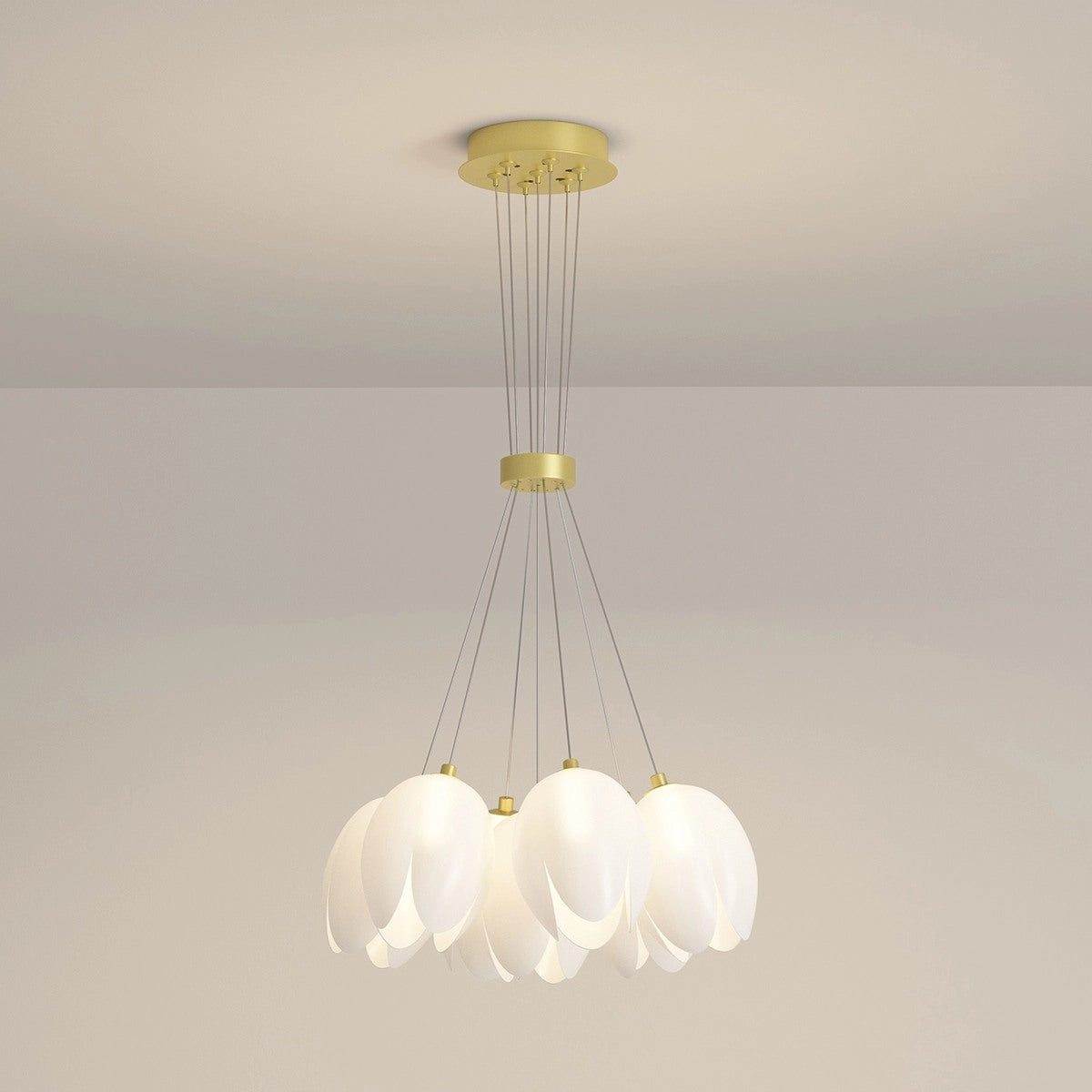 Feyran French Tulip Flower & Ball Chandelier