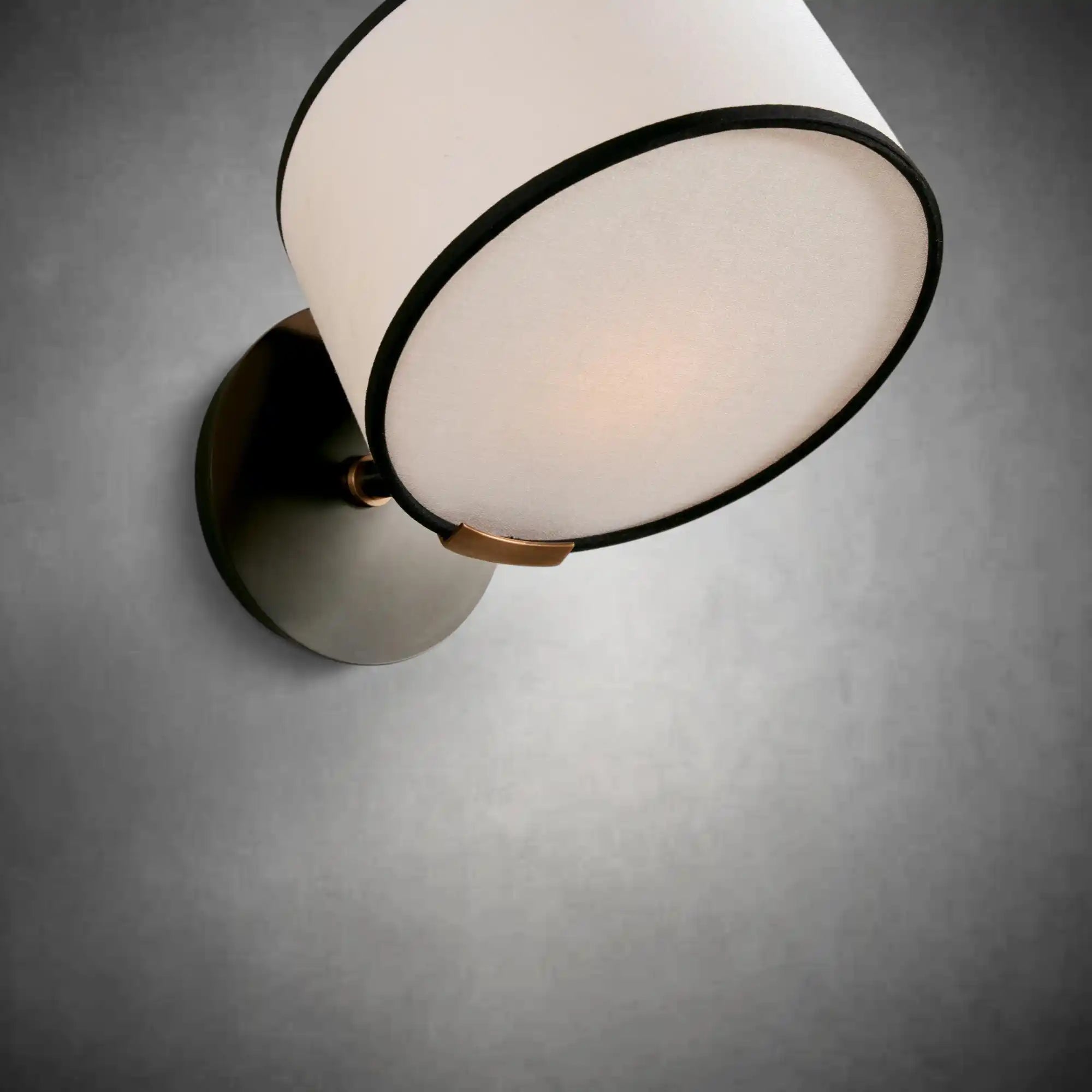 Daphne Sconce