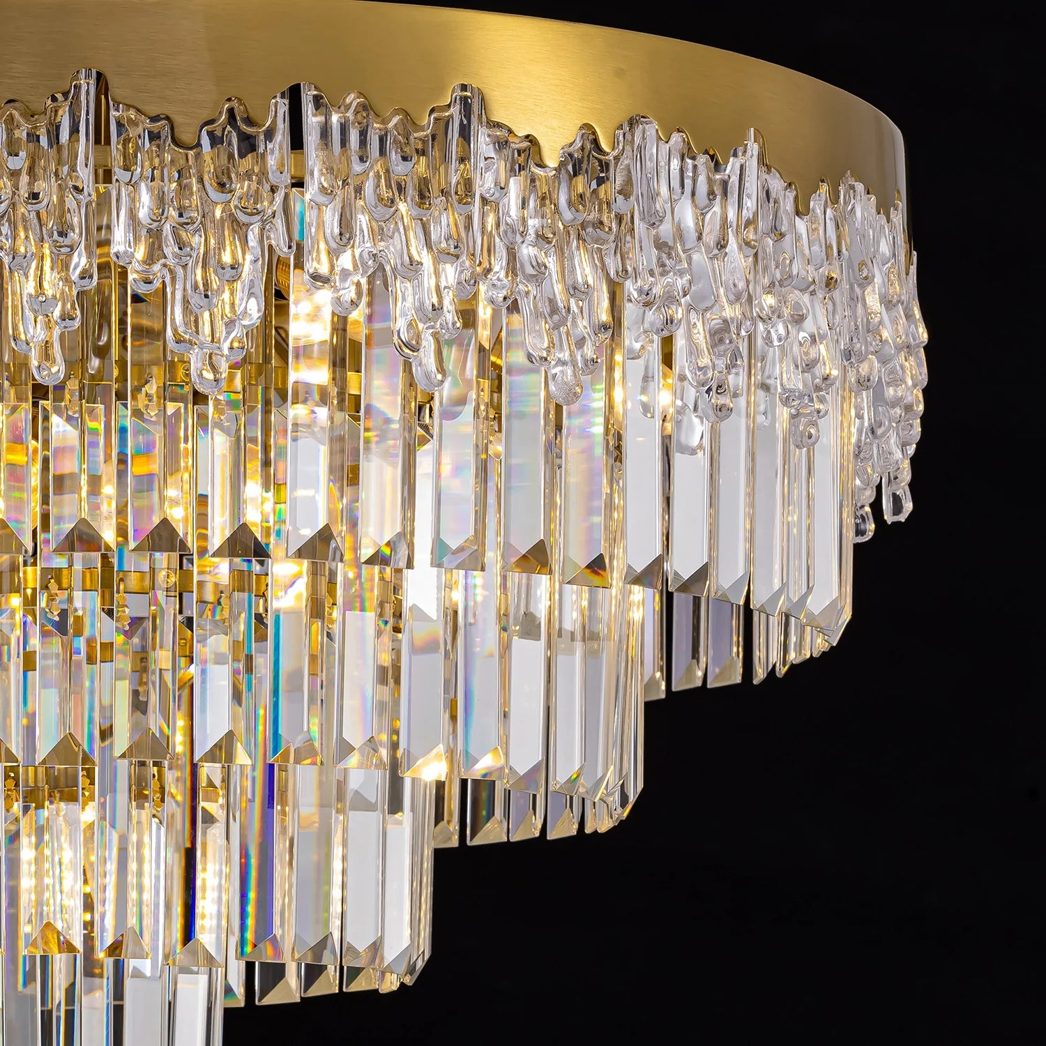 close-up-of-lumina-gold-crystal-tiered-chandelier-Feyran-lighting-4