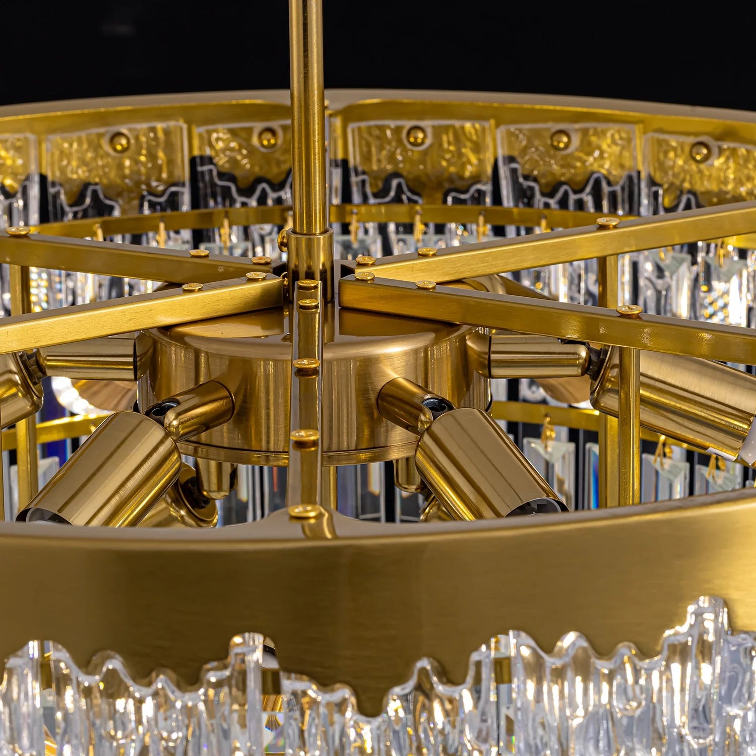 close-up-of-lumina-gold-crystal-tiered-chandelier-Feyran-lighting-2