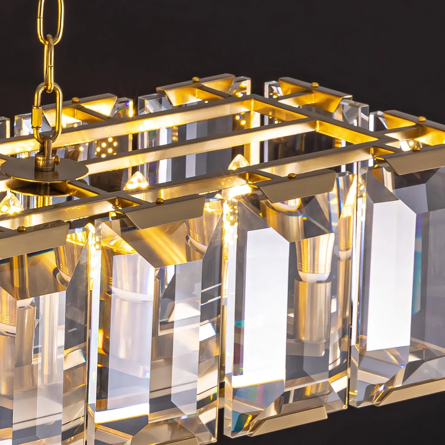 close-up-of-luxury-gold-crystal-prism-chandelier-ch461-20250925-Feyran-lighting