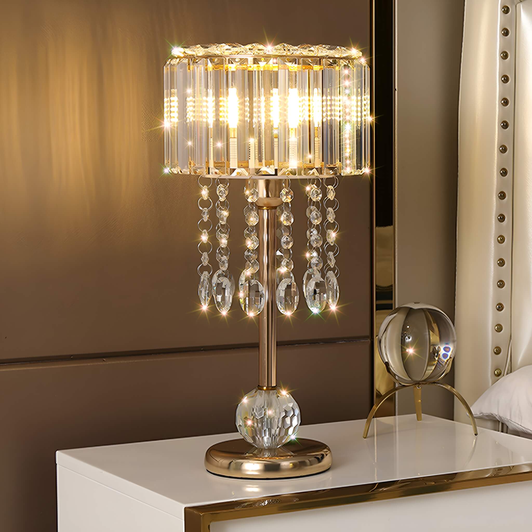 Luxury Gold Finish Lamp with Sparkling Crystal Details -bedside|Feyran