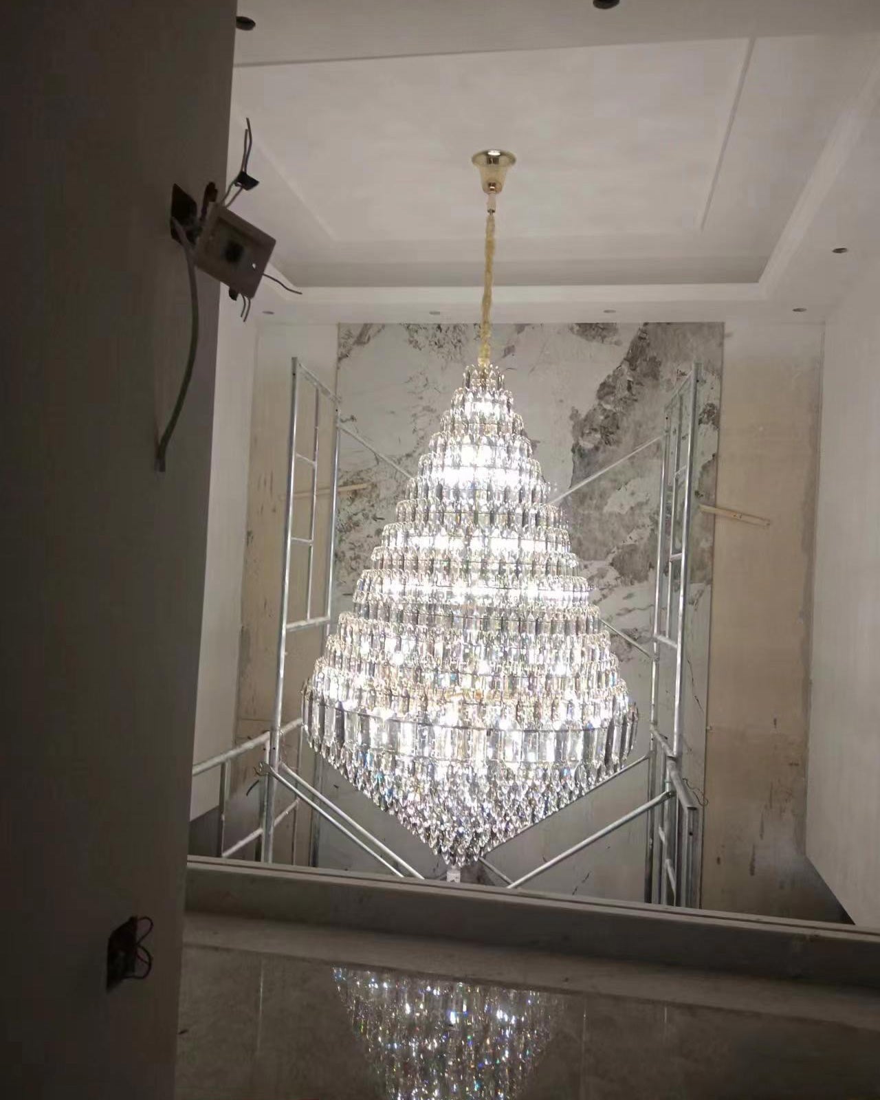 Feyran Tiered taper Crystal Foyer Chandelier