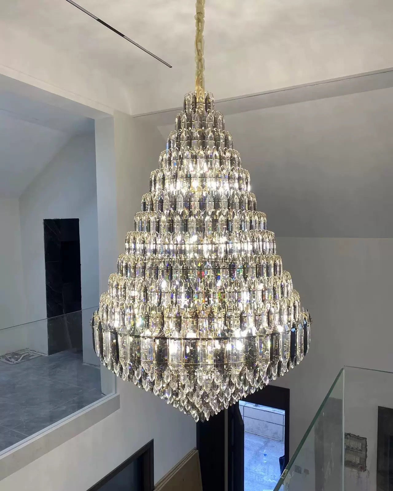 Feyran Tiered taper Crystal Foyer Chandelier