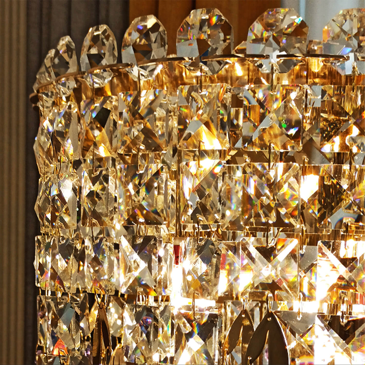 Modern Luxury Crystal Foor Lamp for Bedroom-details-3 |Feyran