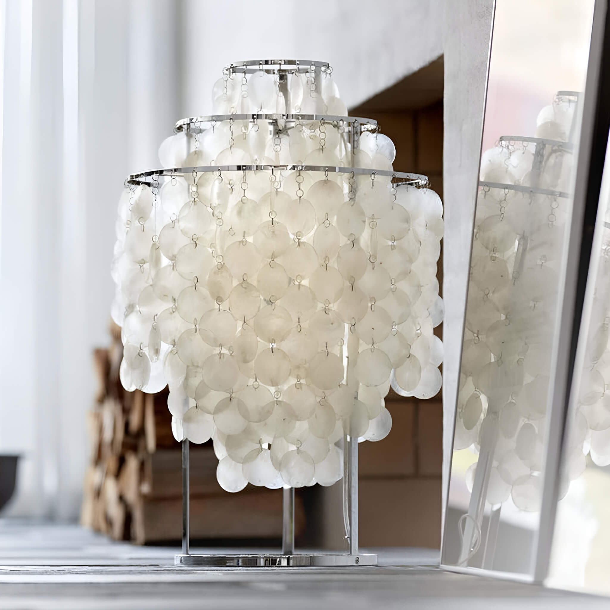 Modern Nordic Seashell Table Lamp -front-view |Feyran